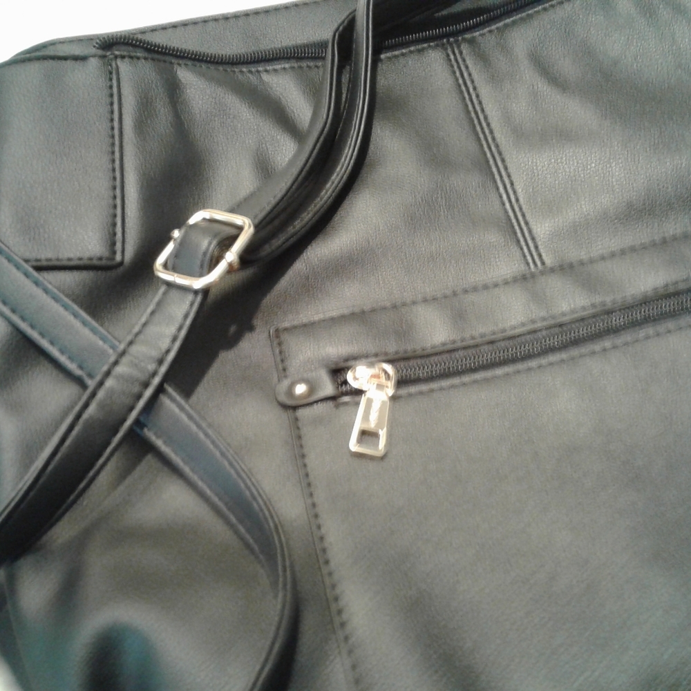 Black Hobo Bag - Picture 4 of 6